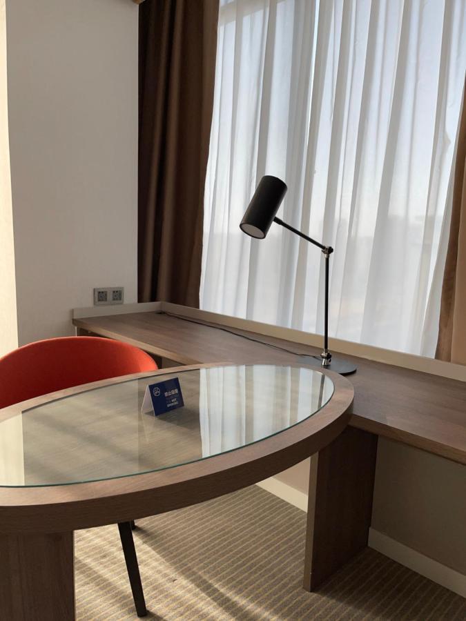 Holiday Inn Express Ulanqab Jining By Ihg Exterior photo