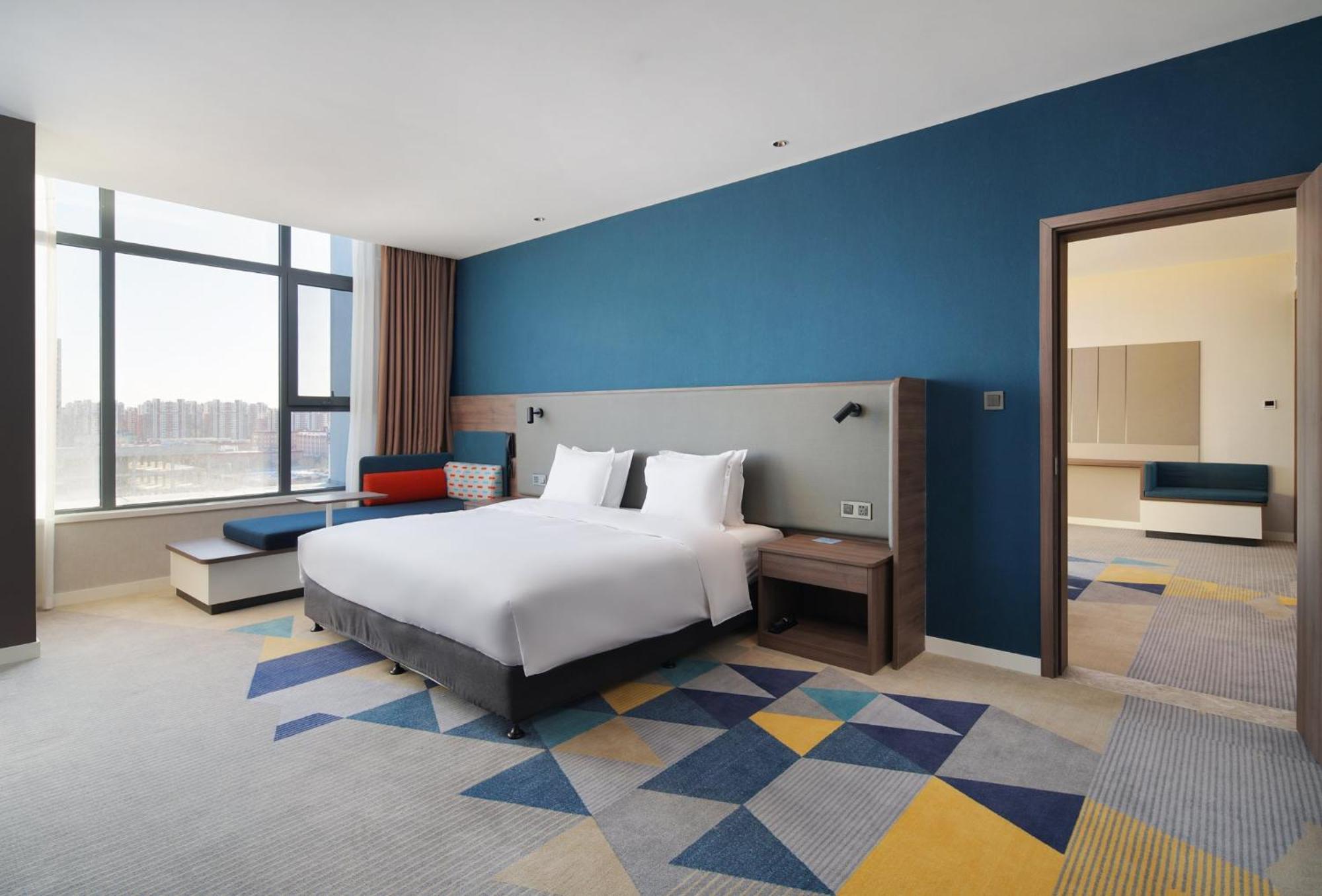 Holiday Inn Express Ulanqab Jining By Ihg Exterior photo